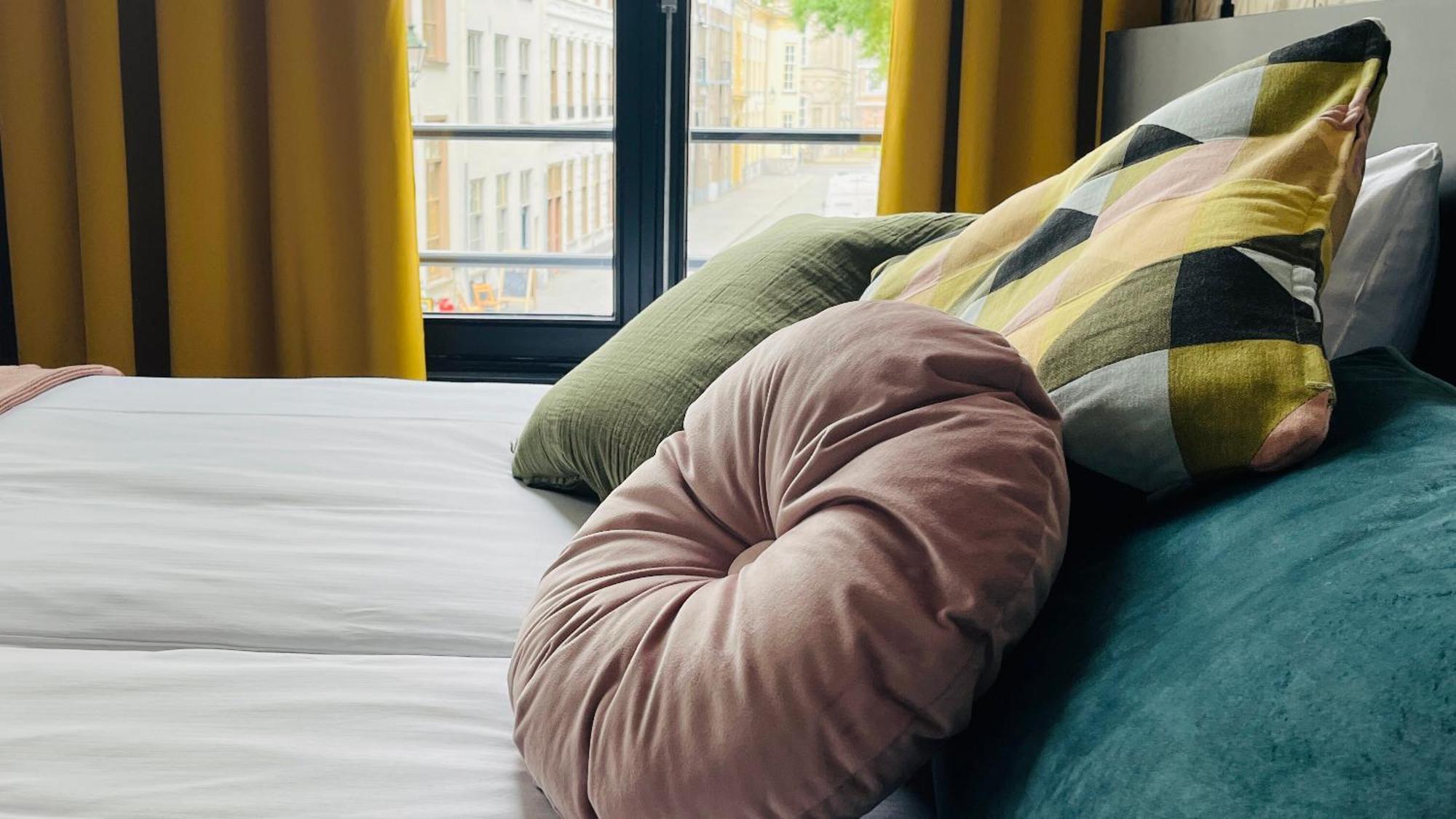 Hotel Sutor Breda Luaran gambar